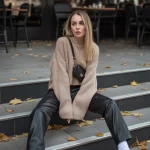 17 Beige Pants Outfit Ideas That Define Chic Neutral Style โจ
