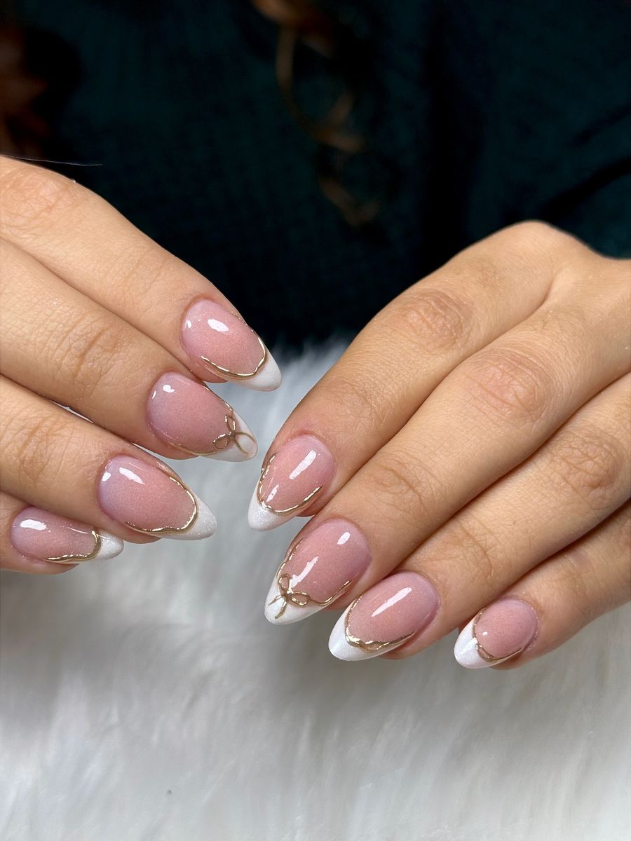 White-Almond-Nails_dp_beautystudio.gt_3.jpg