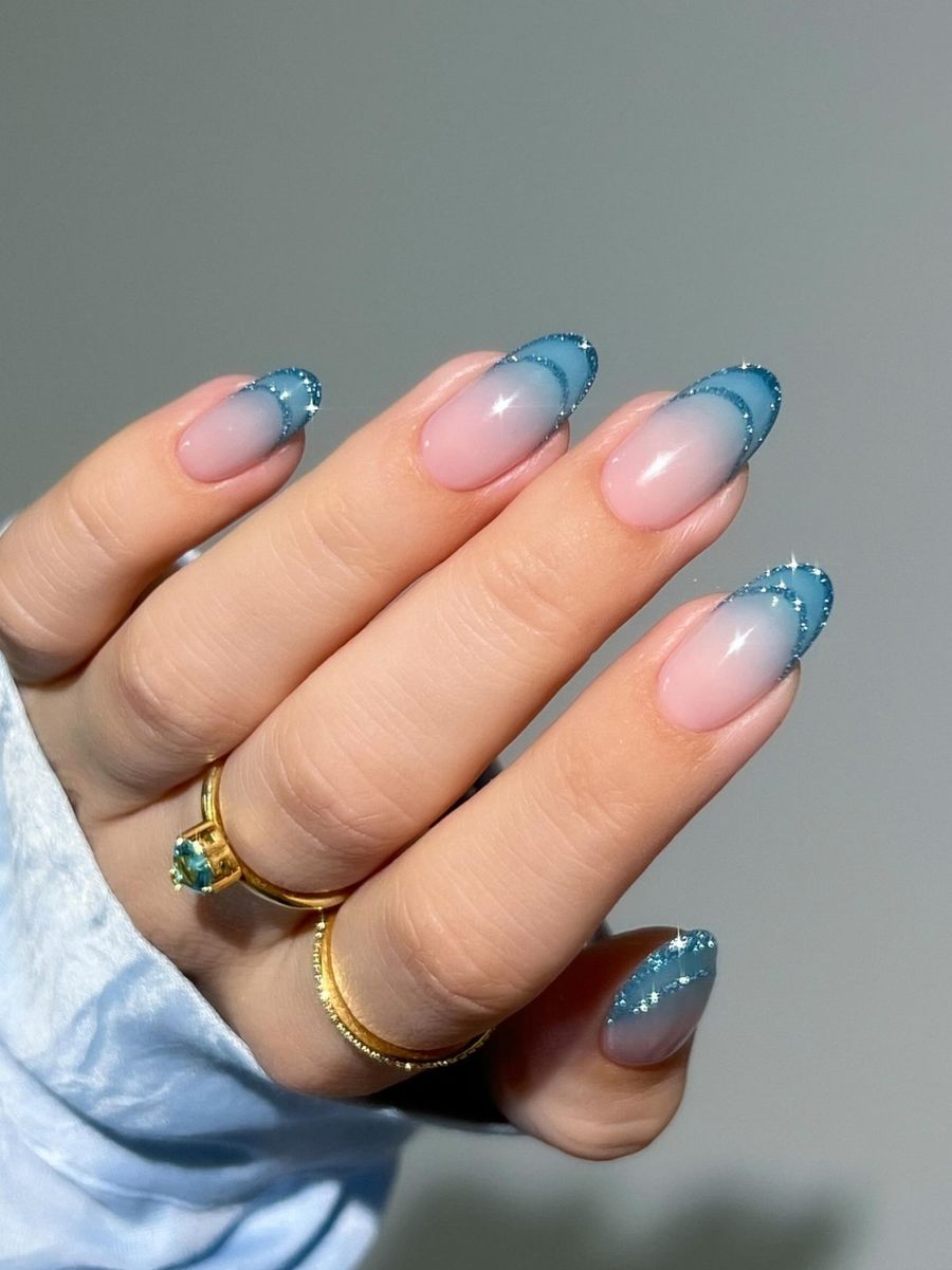 blue-ombre-nails_heygreatnails_2.jpg