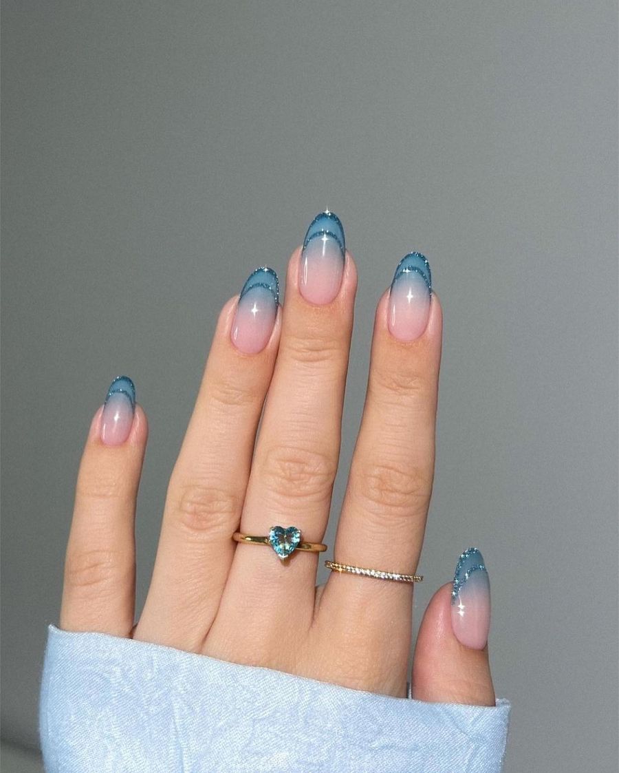 blue-ombre-nails_nailsbyamor_12-3.jpg