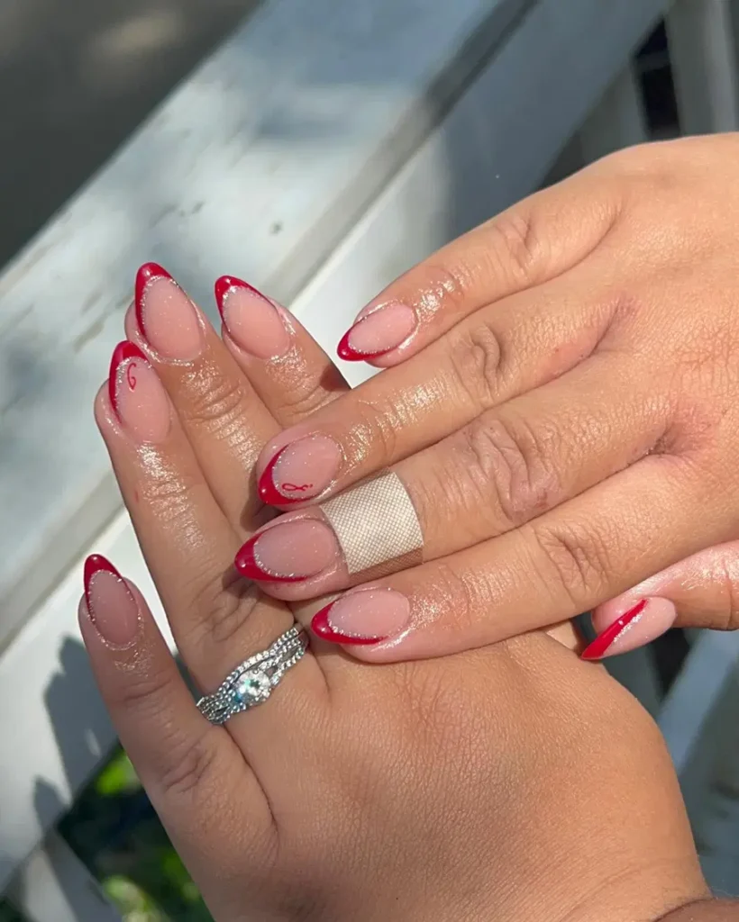 With Slim French Tips and Micro Line Art