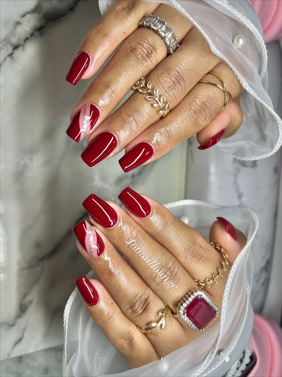 red-gel-nails_jotnaillounge_2.jpg