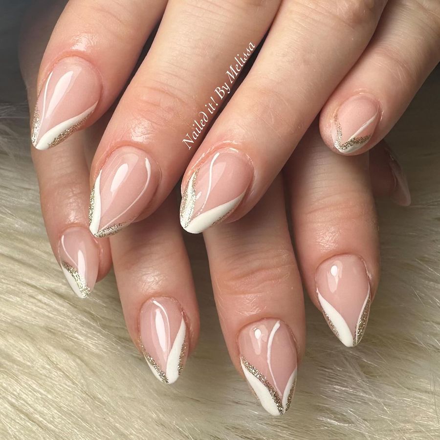 white-and-gold-nails_nailed_it_by_melissa_5.jpg