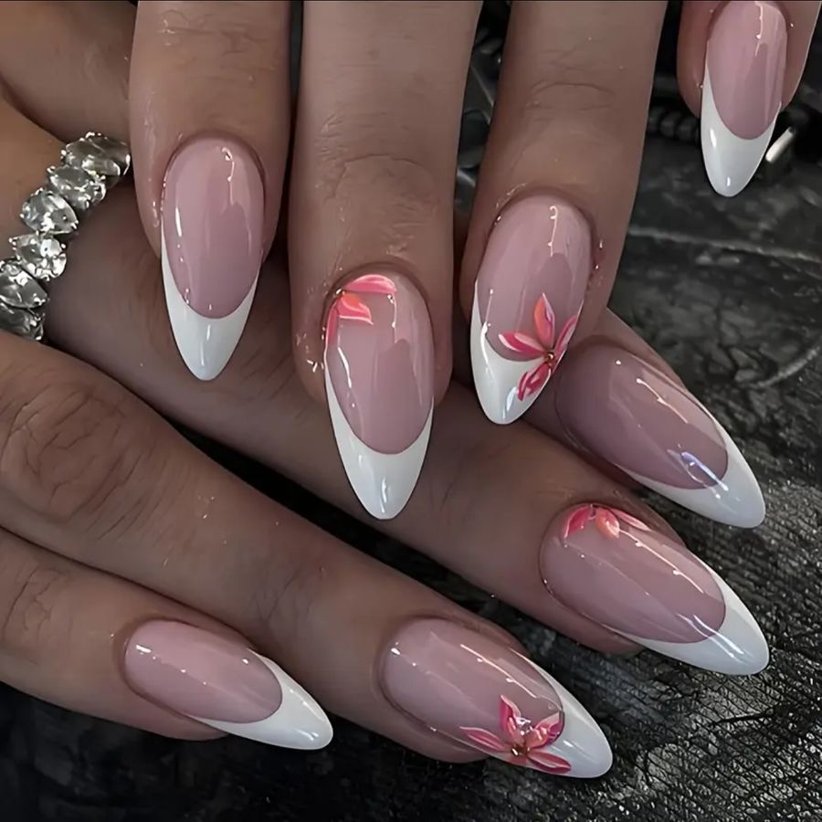 white-summer-nails_gleamify.pk_11.jpg