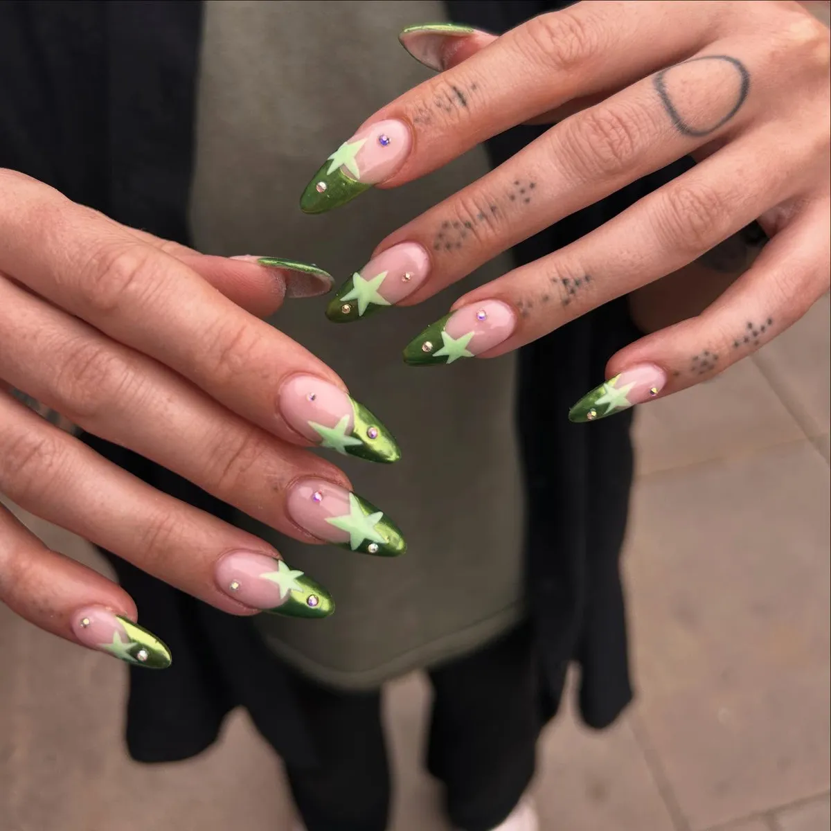 Chrome-Nails_khaosnailbar_9.webp