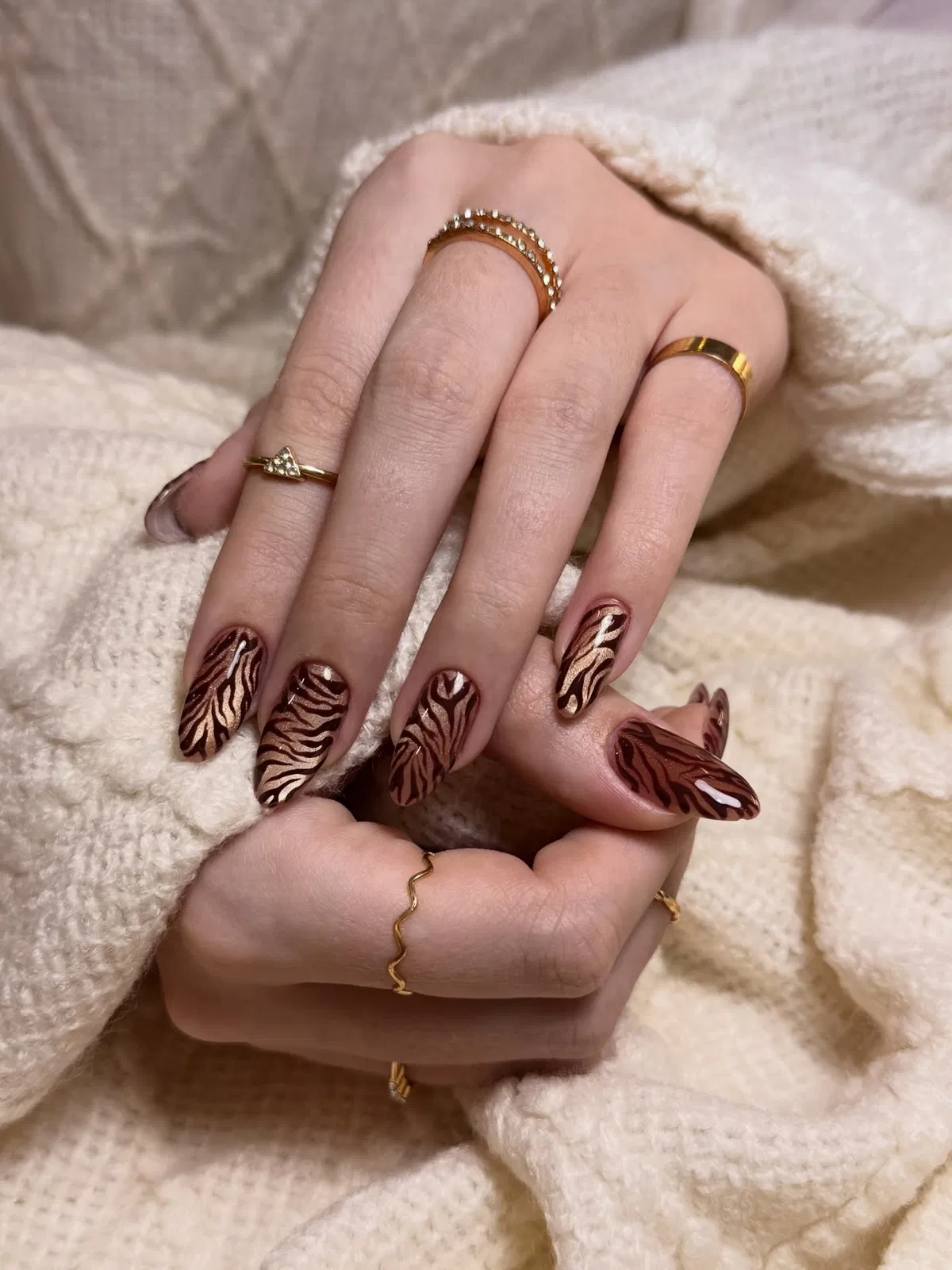 Gel-Nails_nails_chronicles_uae_18.webp
