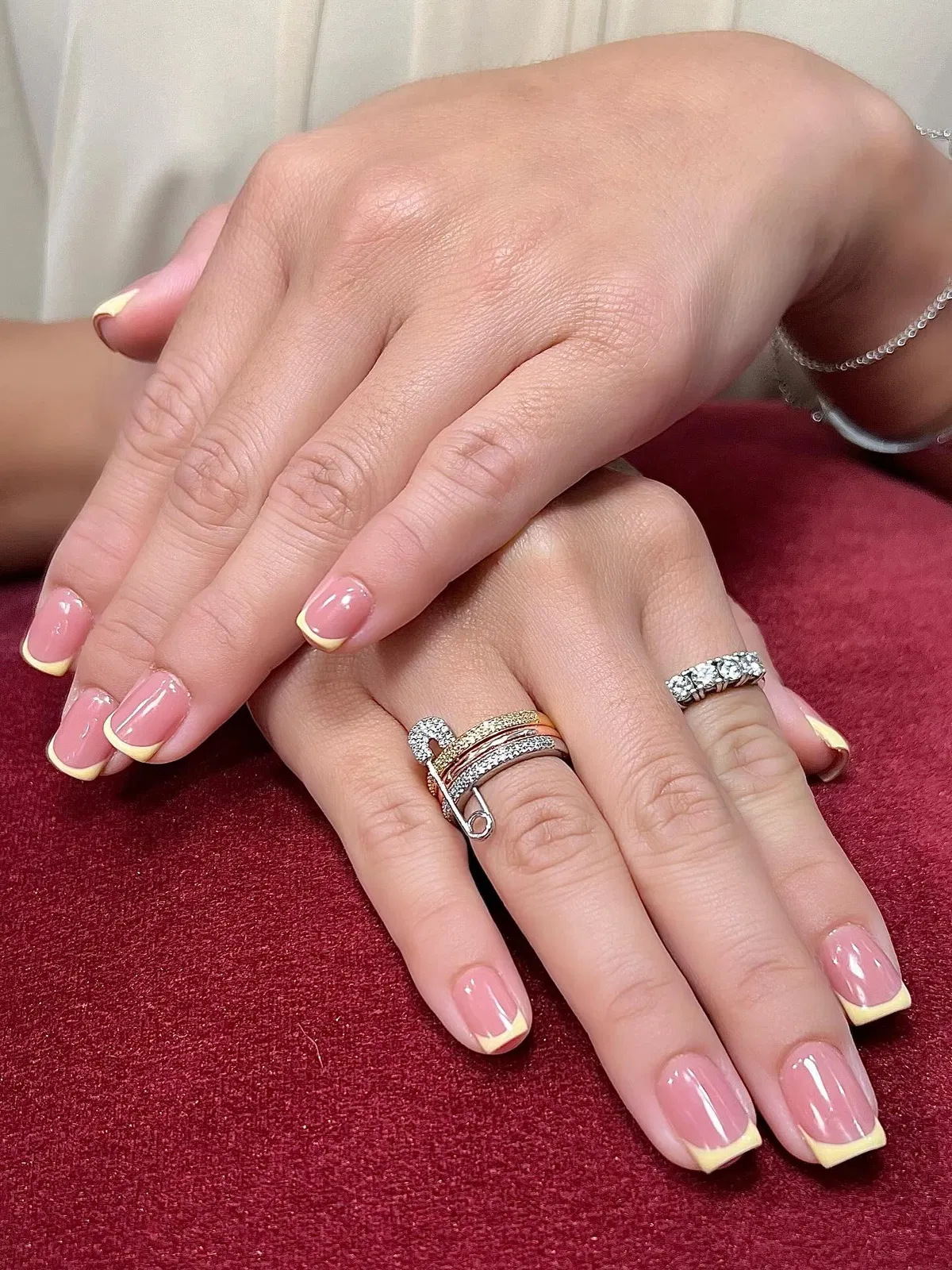 nude-pink-nails_kokomomonails_6.webp