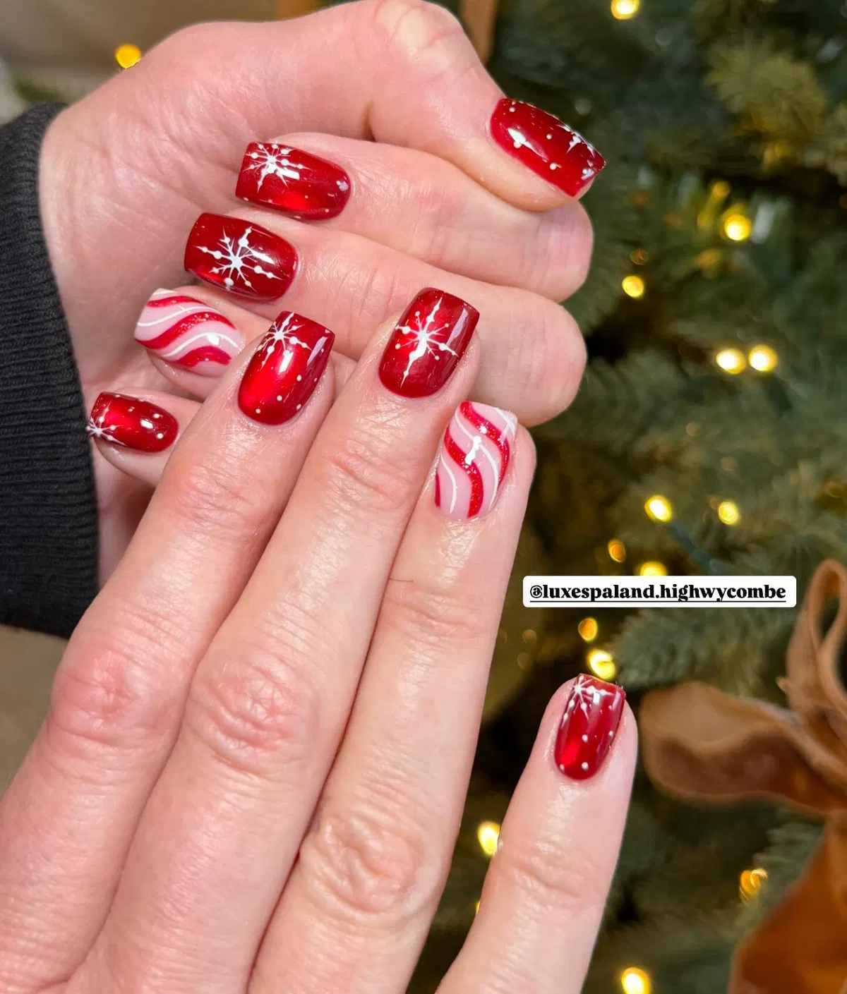 red-glitter-nails_luxespaland.highwycombe_3.webp