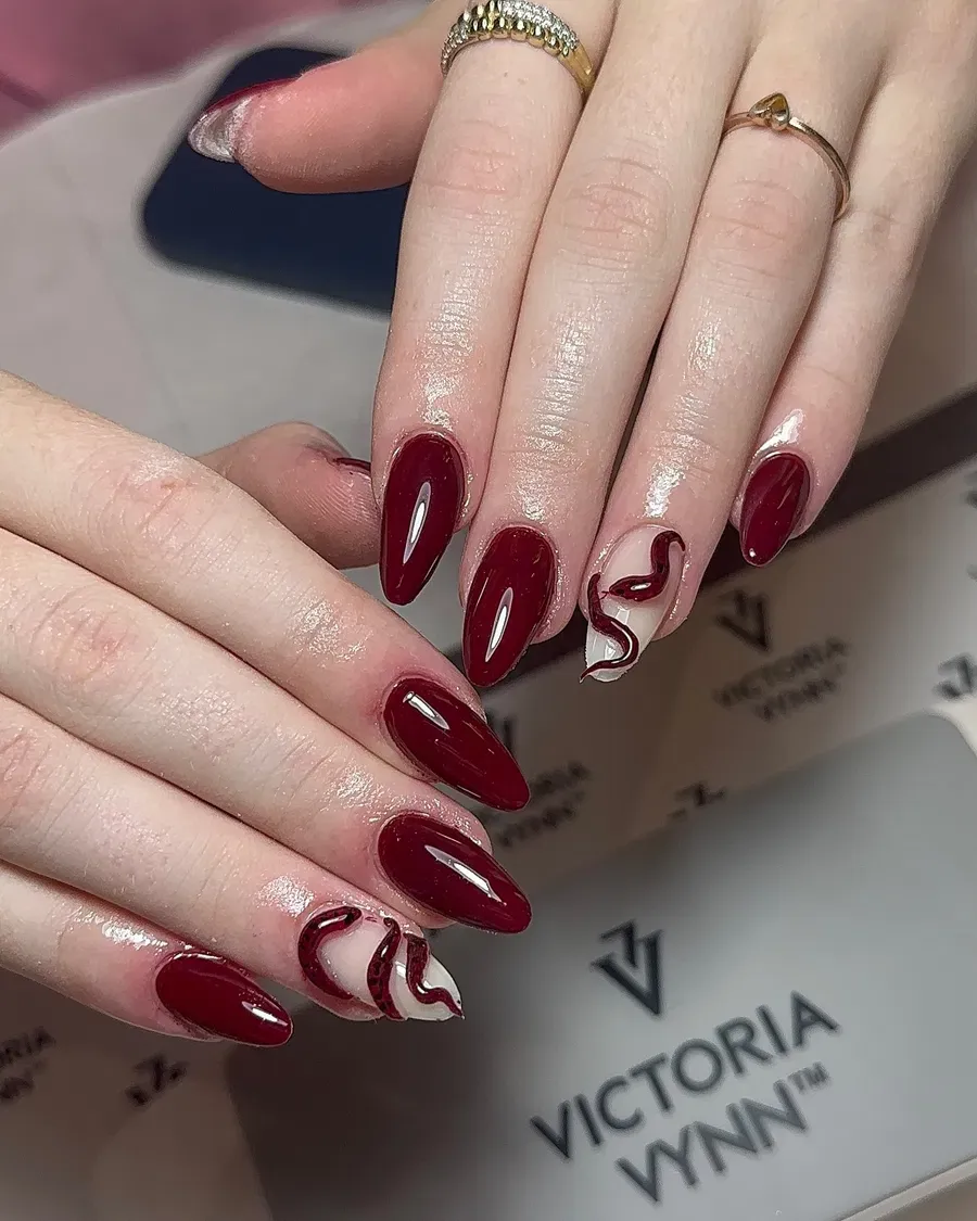red-nails_cherry-red-nails_jetaanailss_17.webp