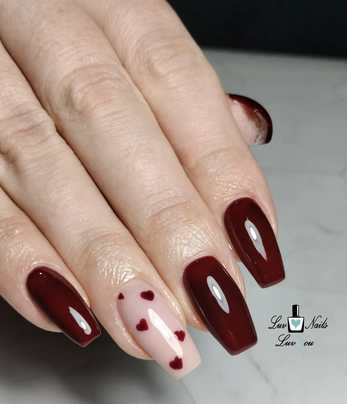 red-nails_luv_nailsbyshelley_13.webp