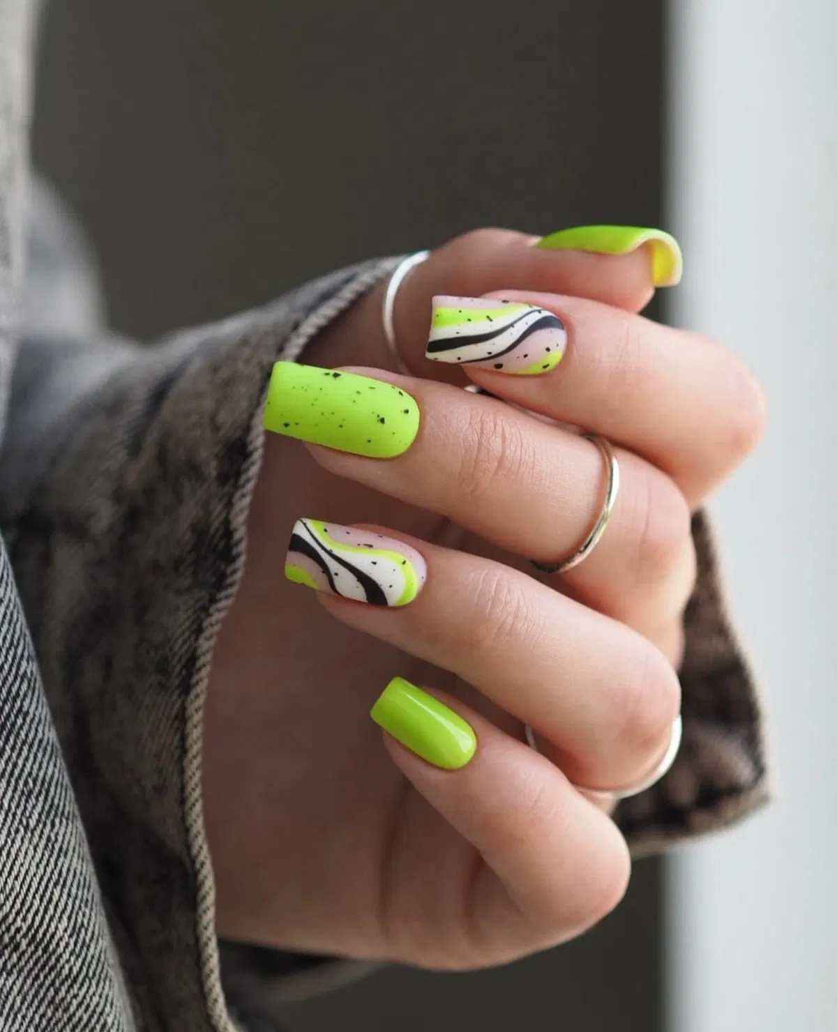 green-nails_napaznokciach_7.webp