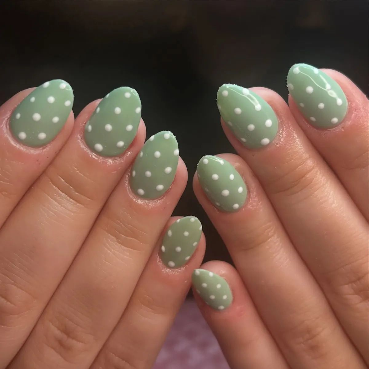 sage-green-nails_honeybellnails_12.webp