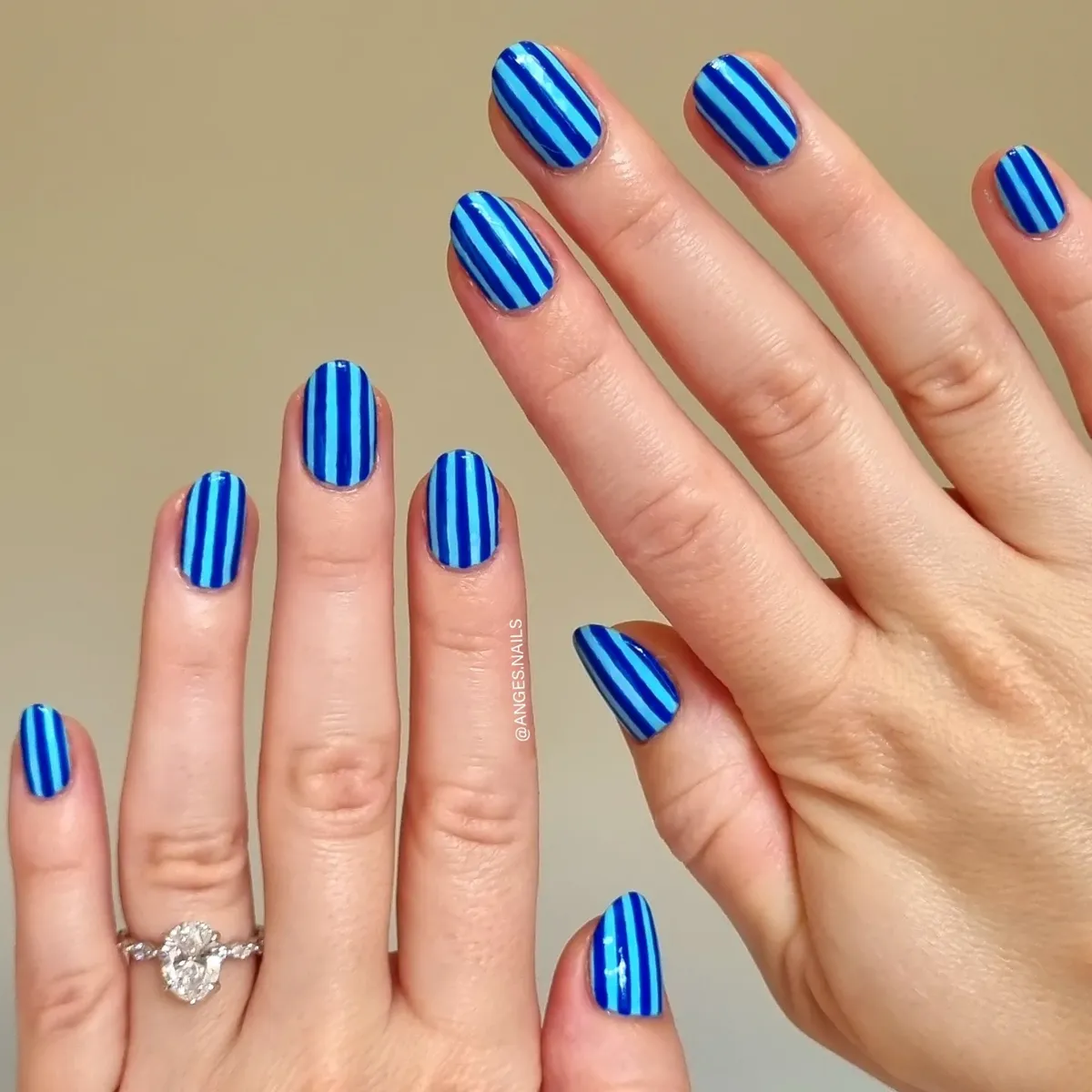 blue-summer-nails_anges.nails_7.webp