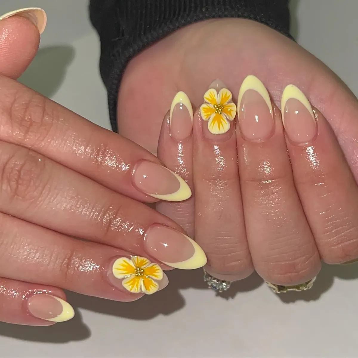 cute-summer-nails_nails.by_.luciaaa_4.webp