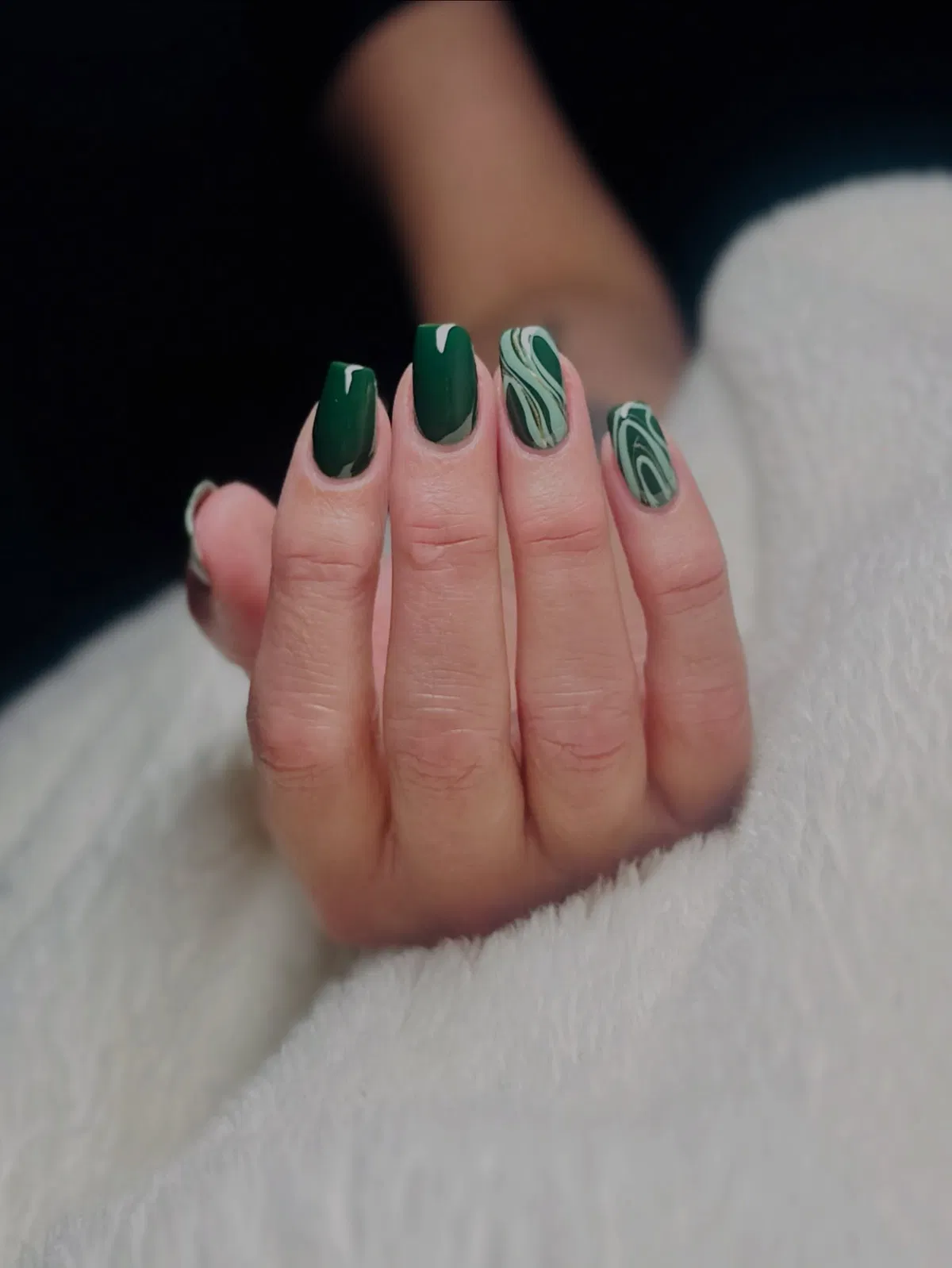 forest-green-nails_amour_nailz_morgan_hill_5.webp