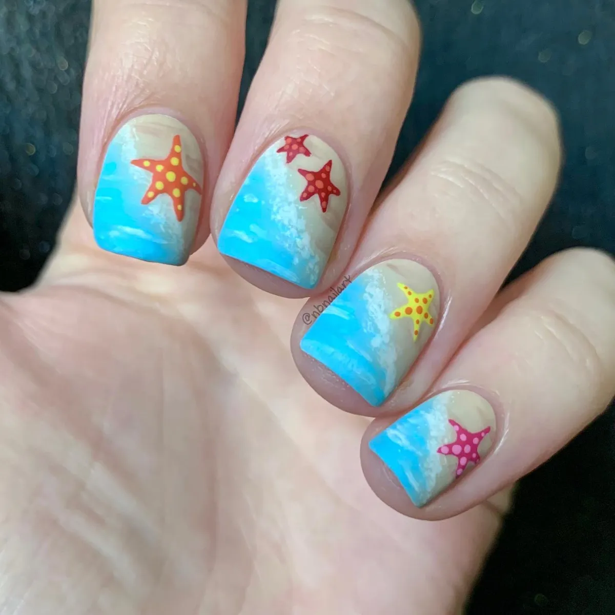 Blue tip waves with dotted starfish accents