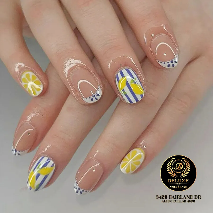 lemon-and-blue-nails_deluxenailsallenpark_16-2.webp