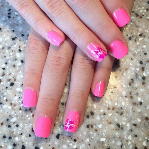 Bright pink short squares with palm silhouettes