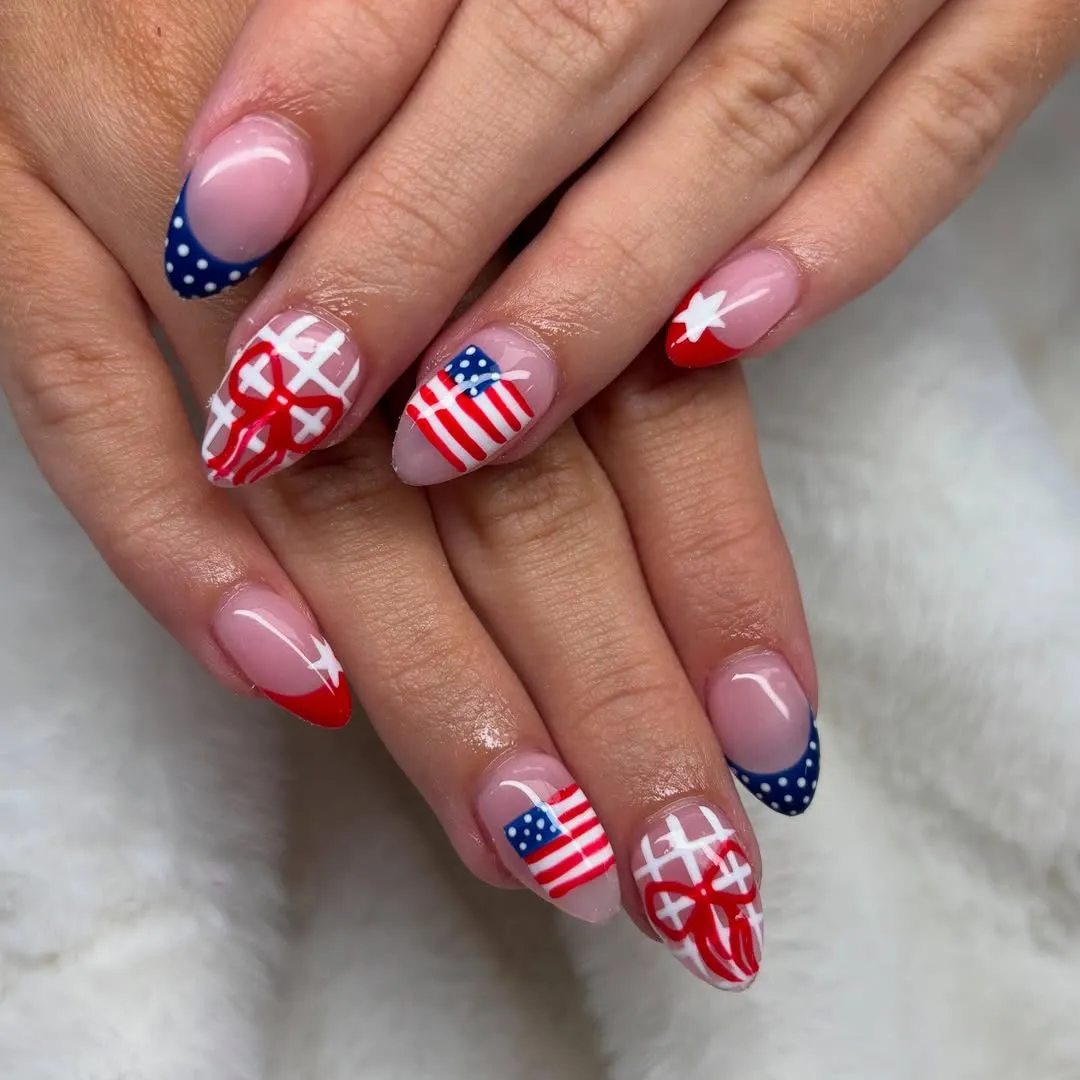 Sheer Base with Dotted Tips and Flag Motifs