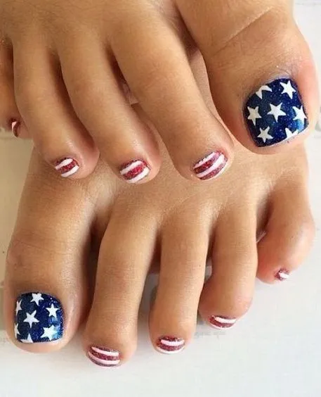 Starry blue big toes with striped smaller toes