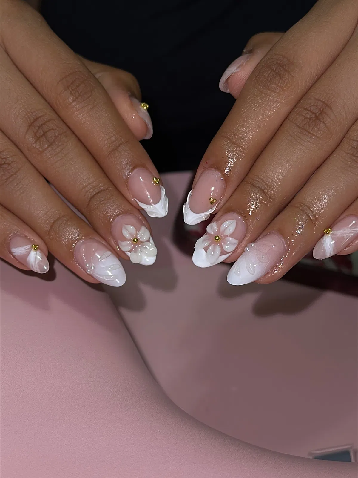Pink-and-white almond set with 3D flowers and gold studs