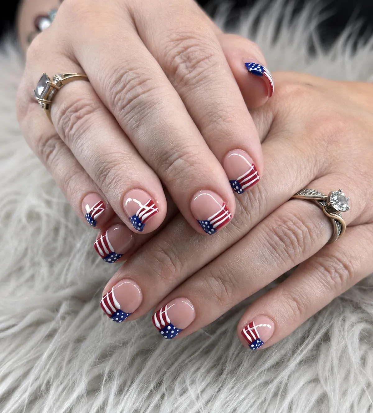 Polka-dot and striped French tips in red and blue