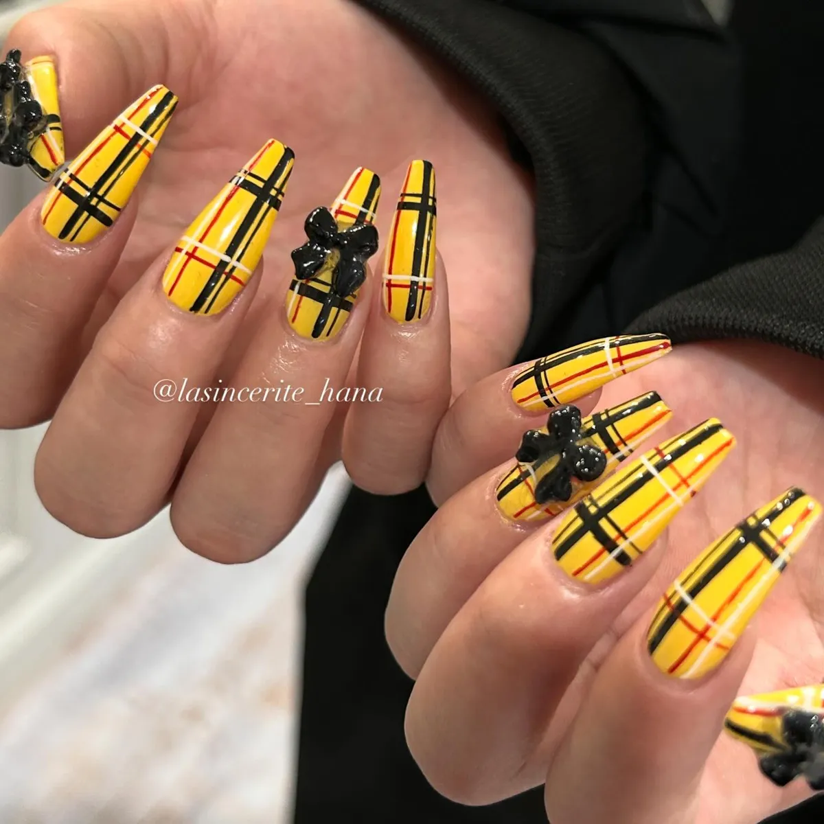 Yellow plaid set with raised black bow accents