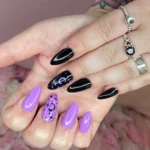 🖤 19 Stunning Black and Blue Nails with a Bold Modern Edge Fashion image by @kodirhyannabeauty