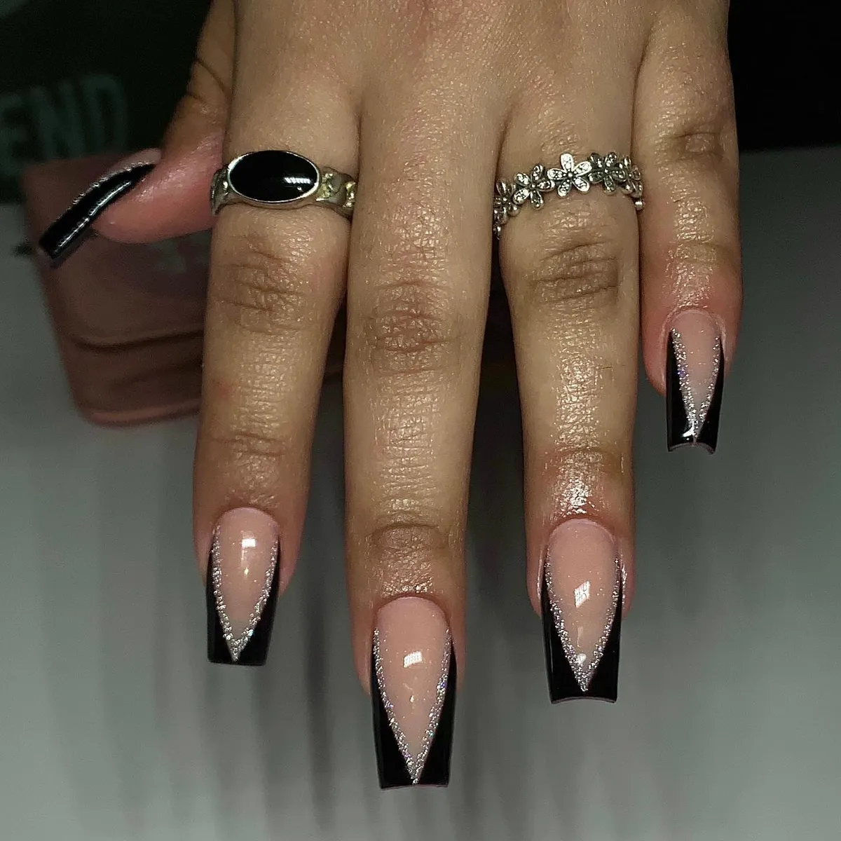 Black V-French square nails with silver outline
