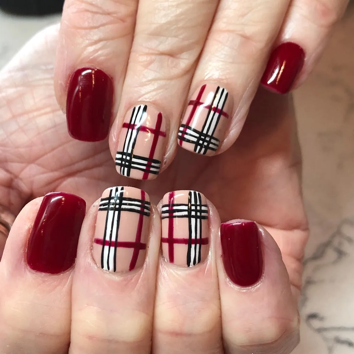 Fashion image by @glossnailsnwa