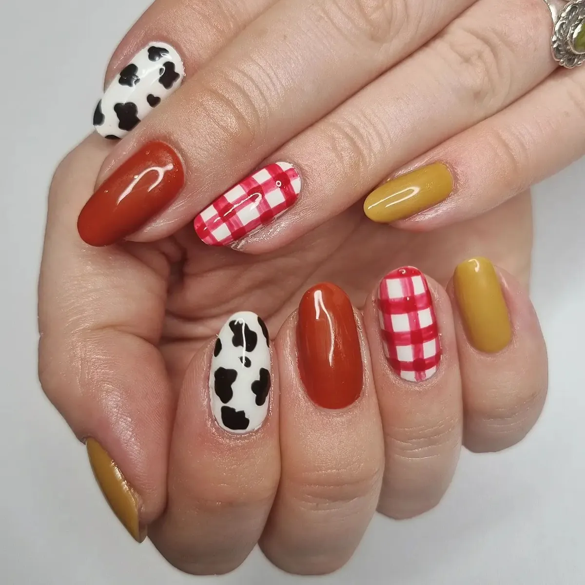 Red-and-white checks with mixed solid colors and spotted accents