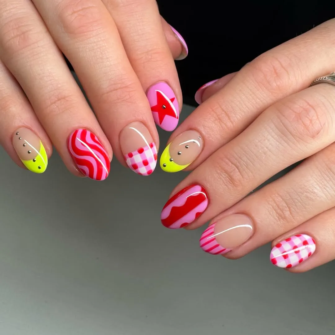 Neon tips, gingham, waves, and star accent mix