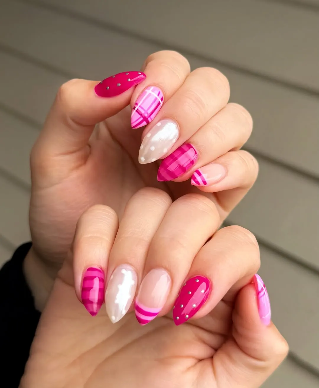 Fashion image by @stephtextornails