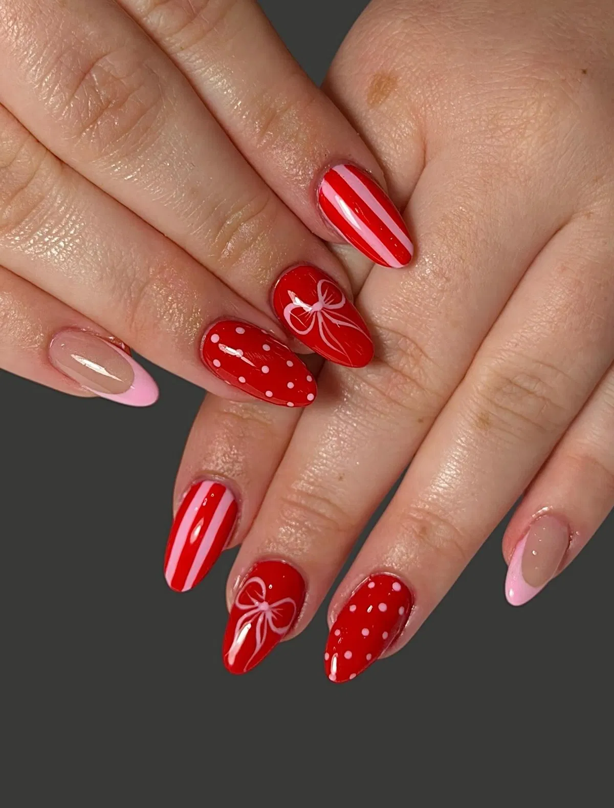 Striped and polka-dot reds with white bow line art
