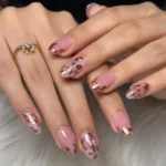 💎 18 Gold and Red Nails That Shine Like Fine Jewelry Fashion image by @rahulnailartist
