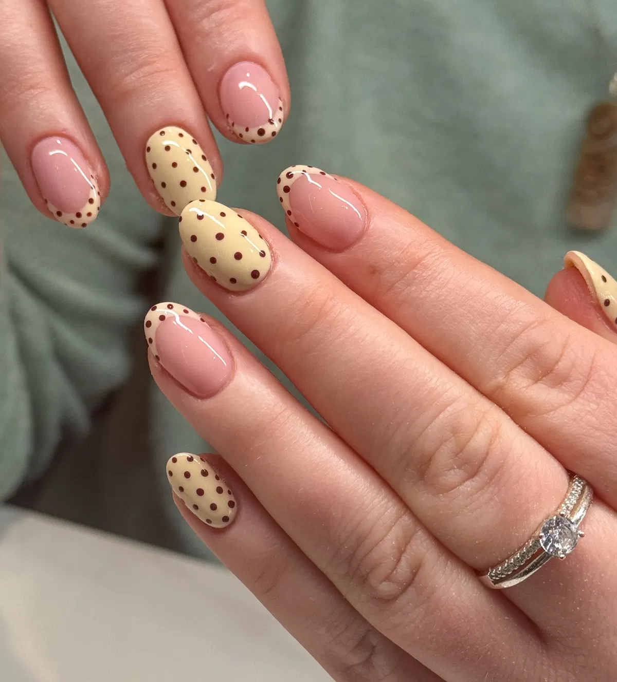 Pale yellow and nude polka-dot mix