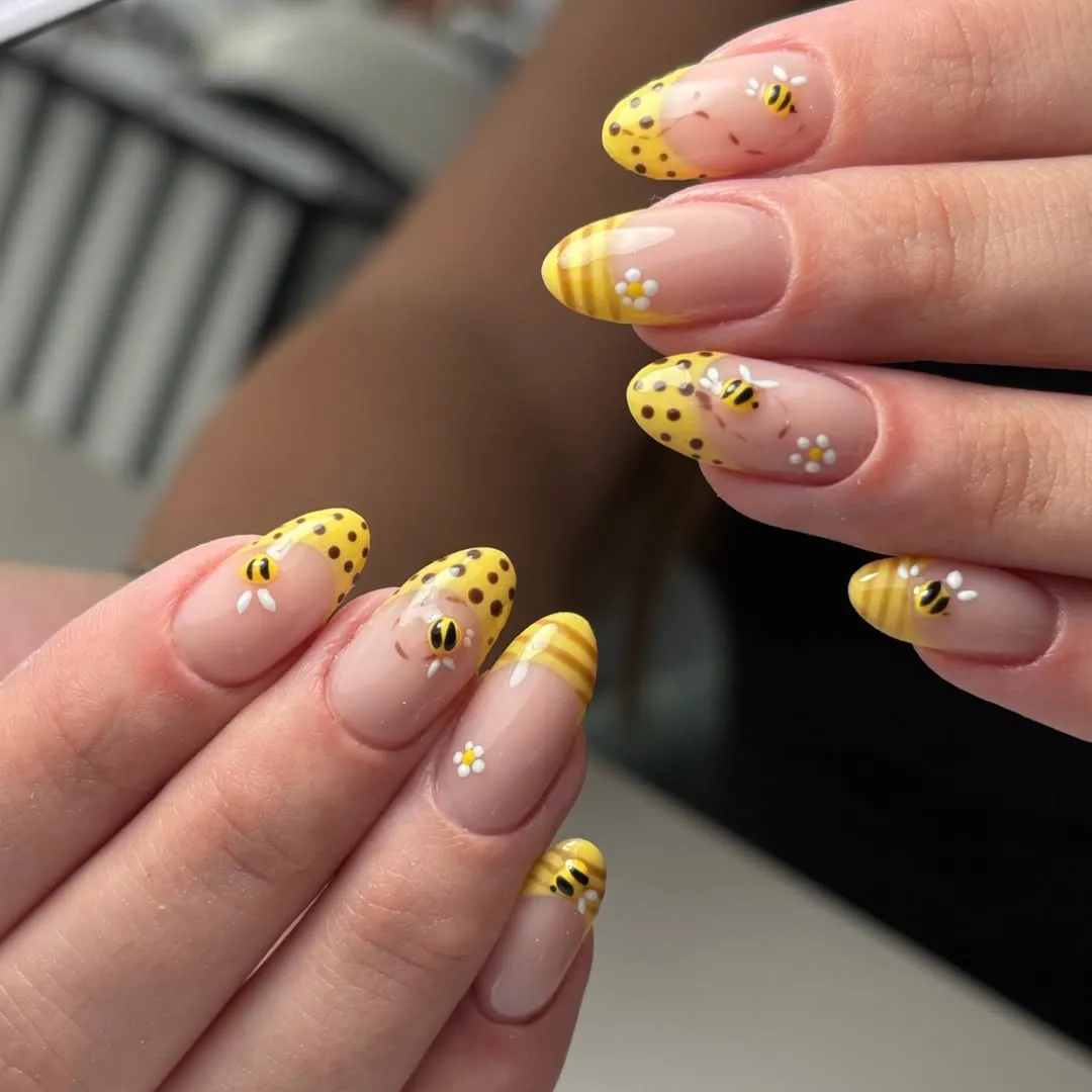 Yellow Tips with Bees, Dots, and Daisy Accents