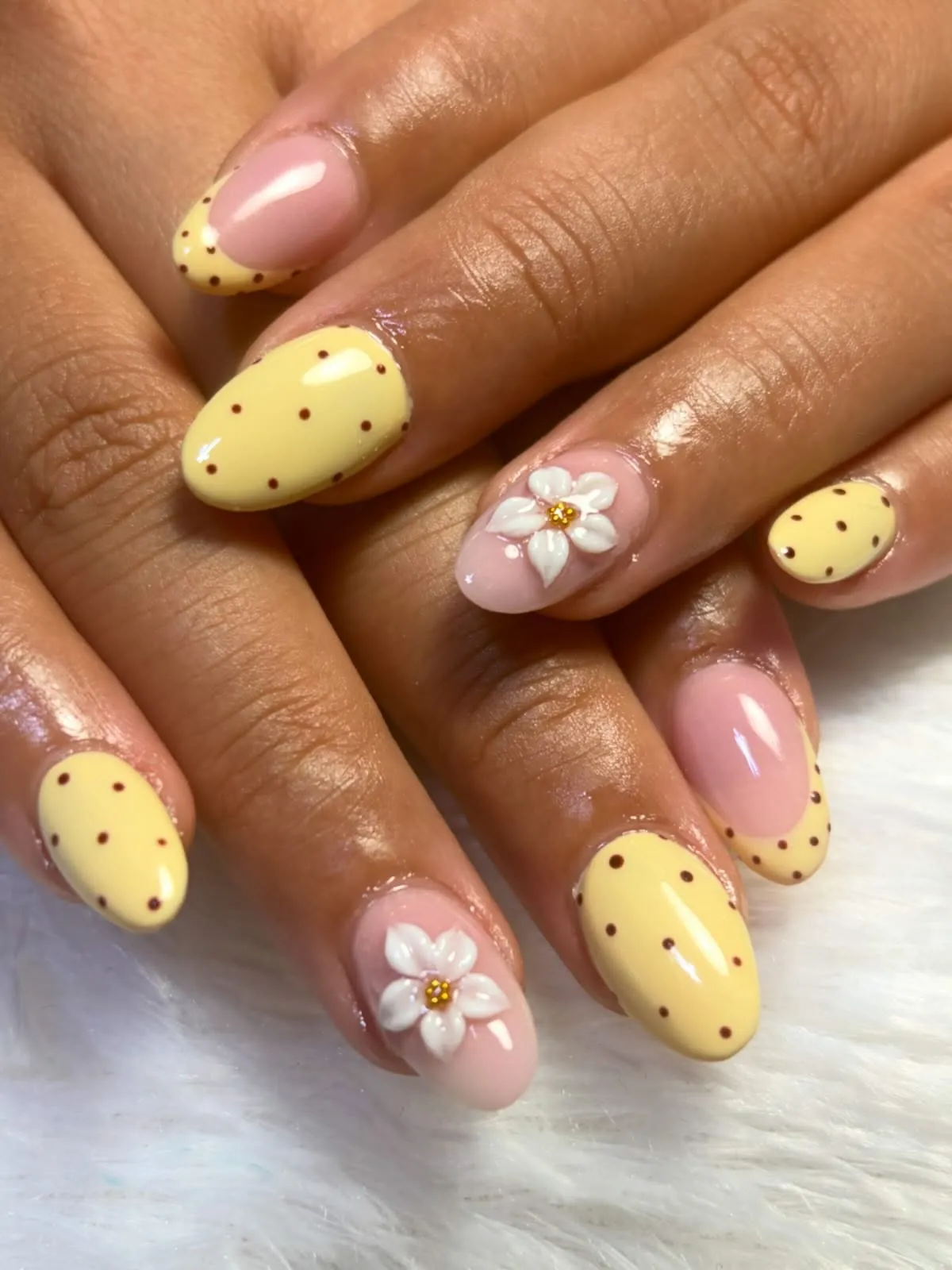 Pale yellow polka dots with white 3D flowers