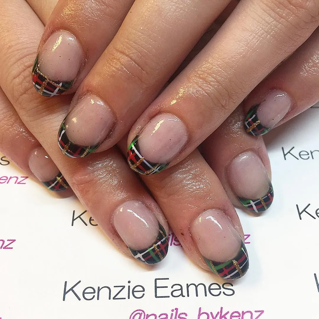 Classic plaid French tips with gold striping