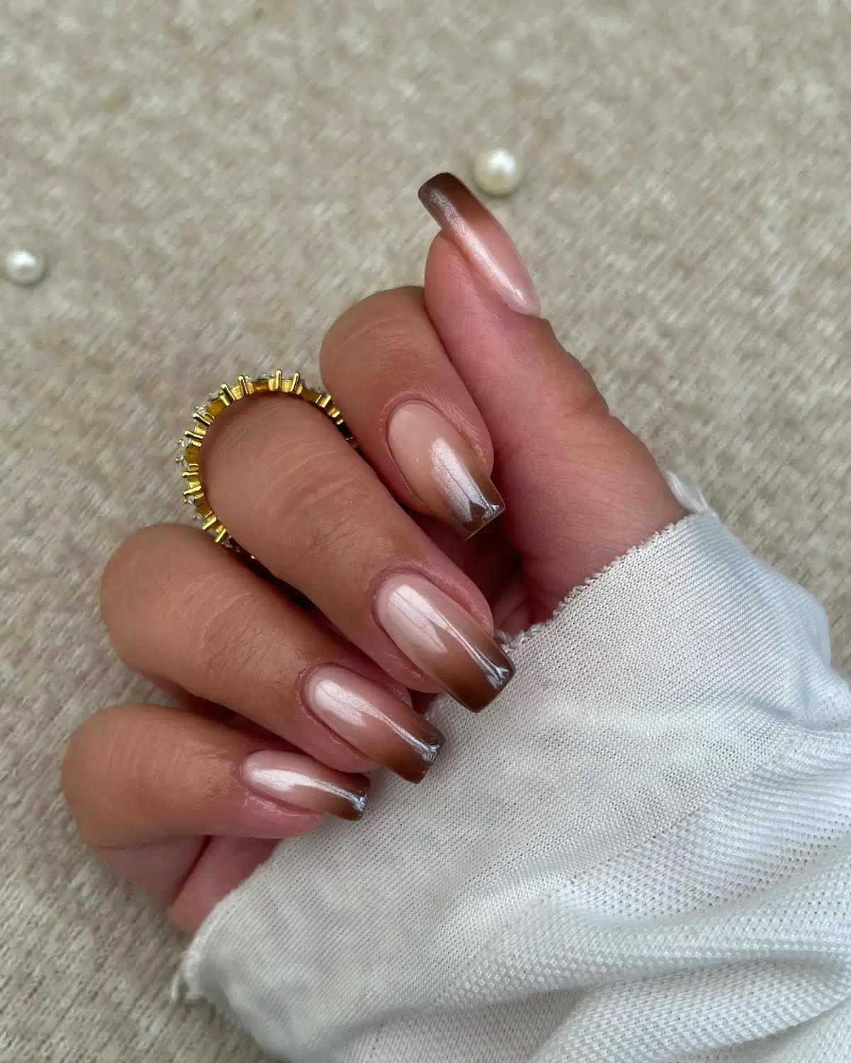 Pink-to-brown gradient tips with thin silver edging