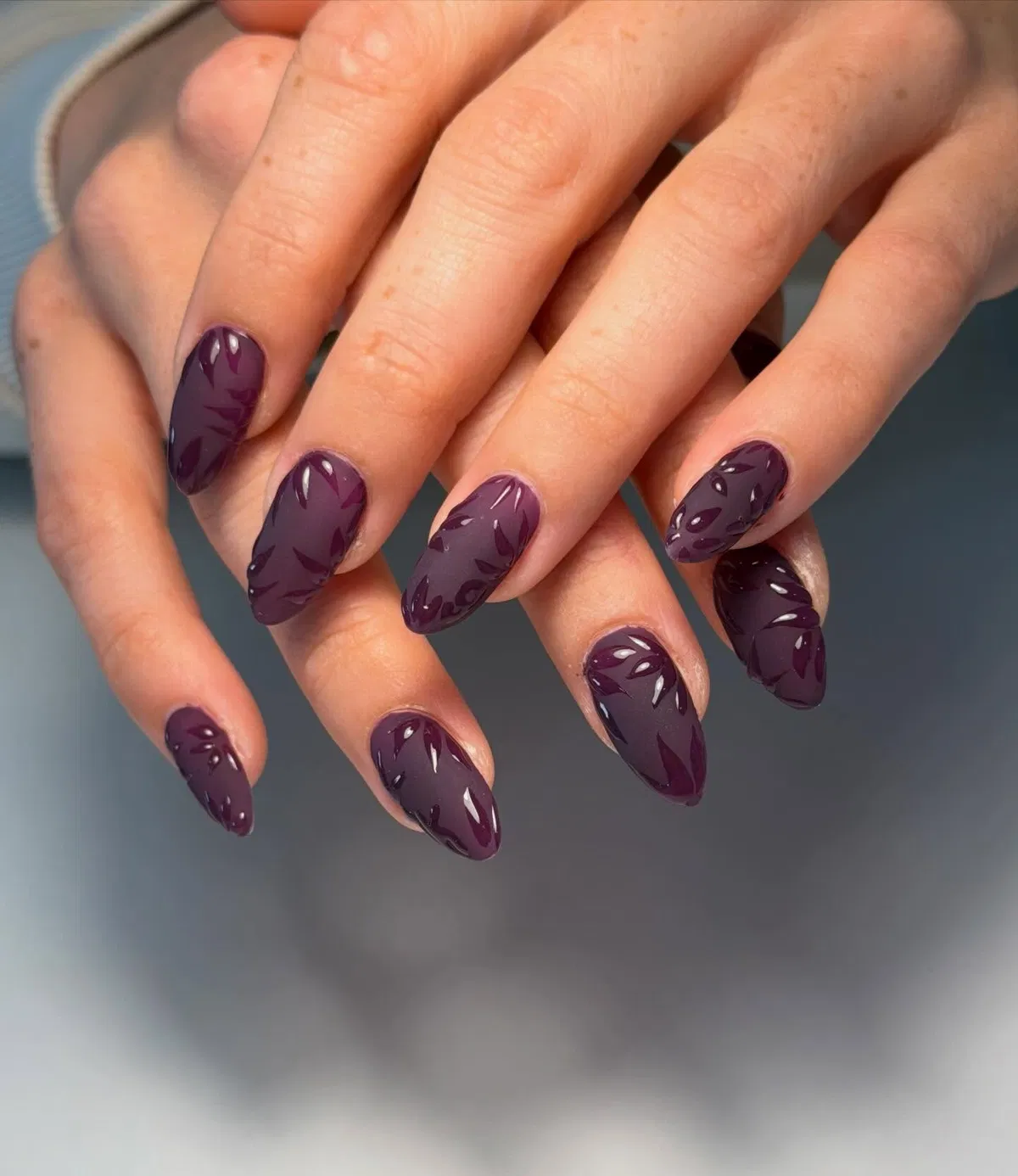 Tone-on-tone Plum Leaf Pattern