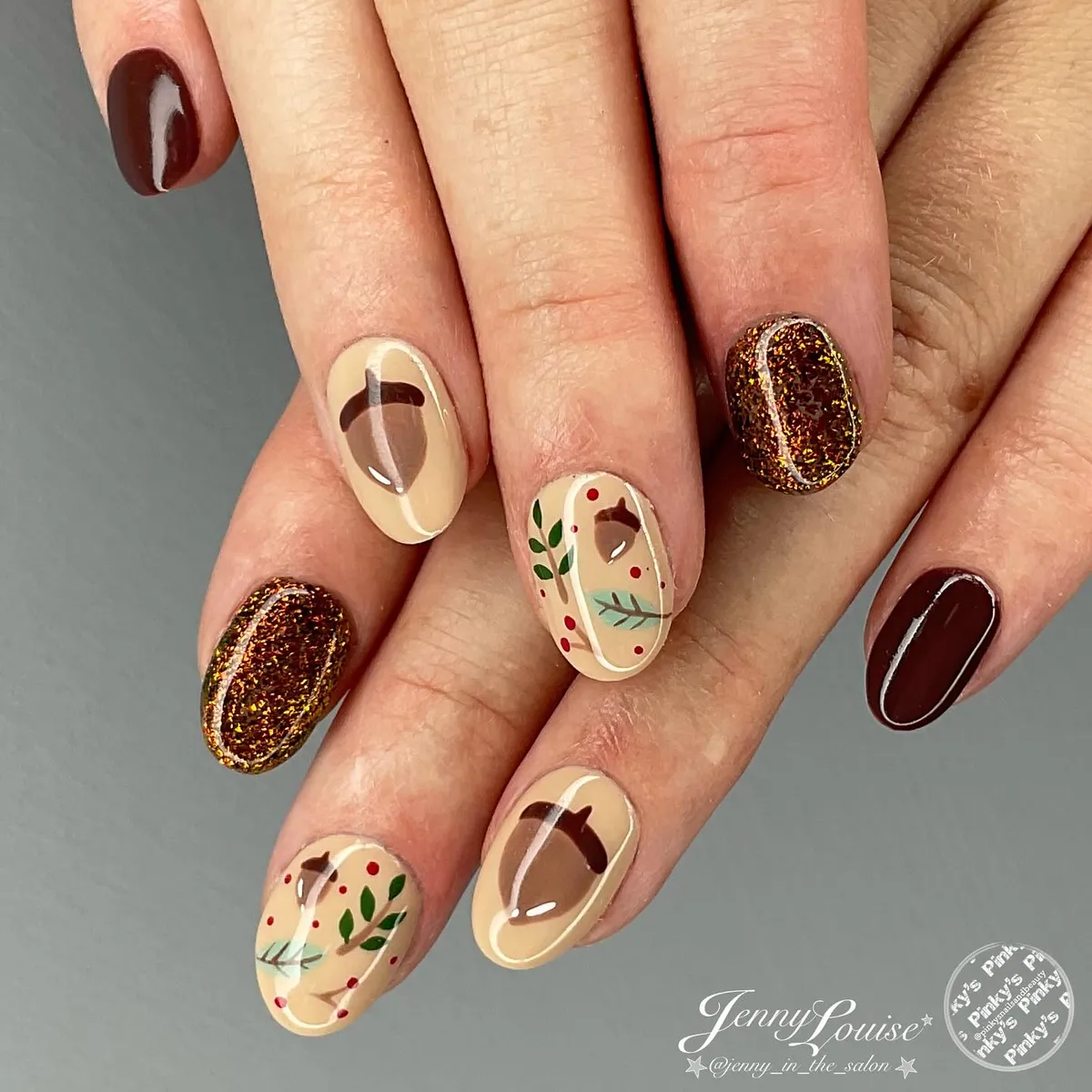 Acorns, leaves, and brown glitter mix