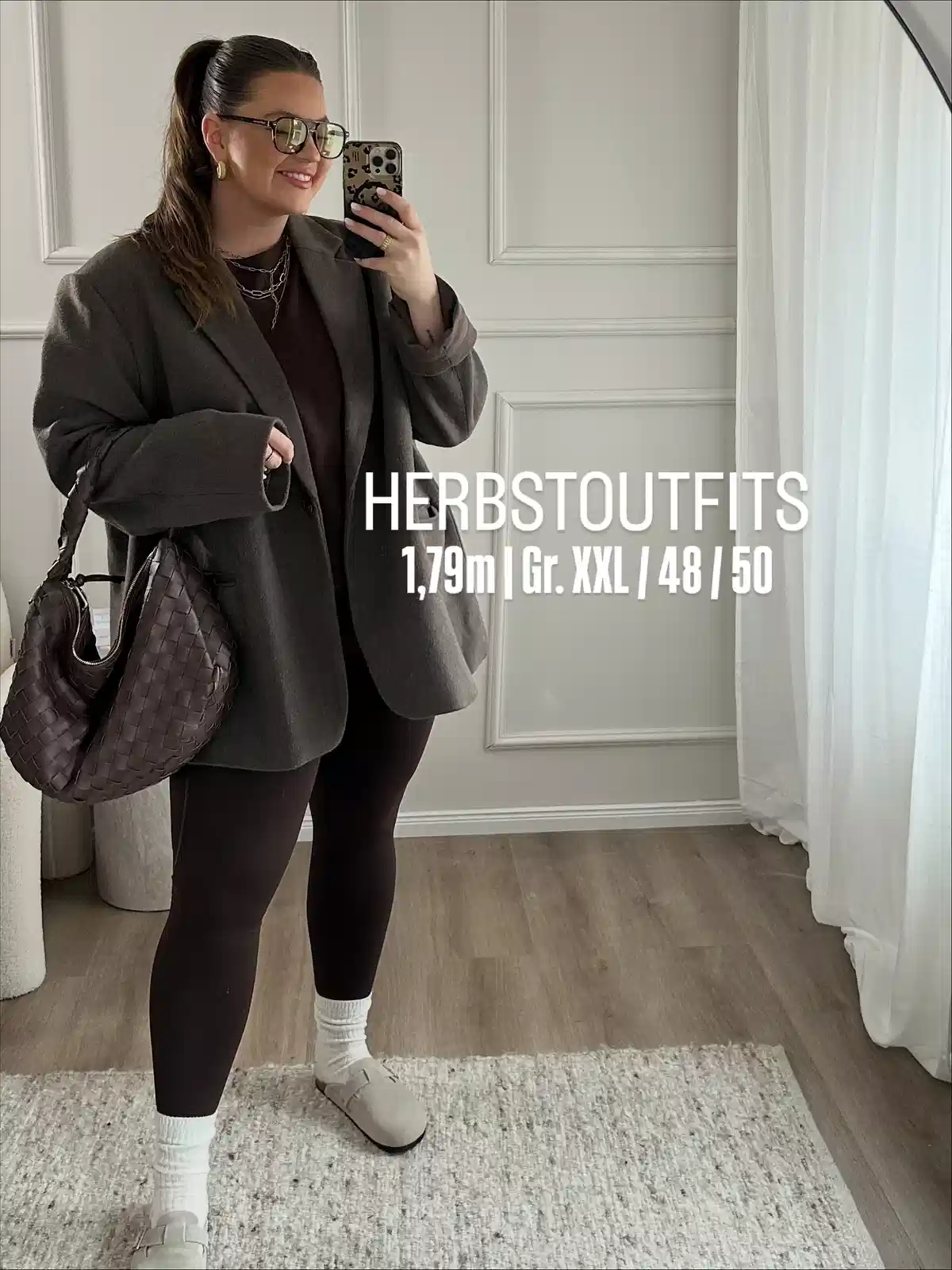 Oversized blazer with leggings and woven-look bag
