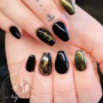 🖤 18 Black Press On Nails That Give Your Manicure an Instant Edgy Makeover Fashion image by @niquiellis_nailartist_brisbane