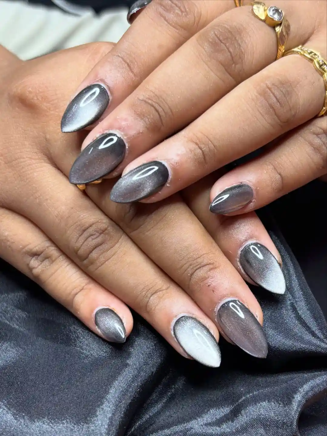 Smoky Gray Cat-Eye Nails with Silver Highlight