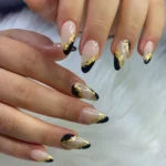 Fashion image by @sparkle_nails.by_.elissa