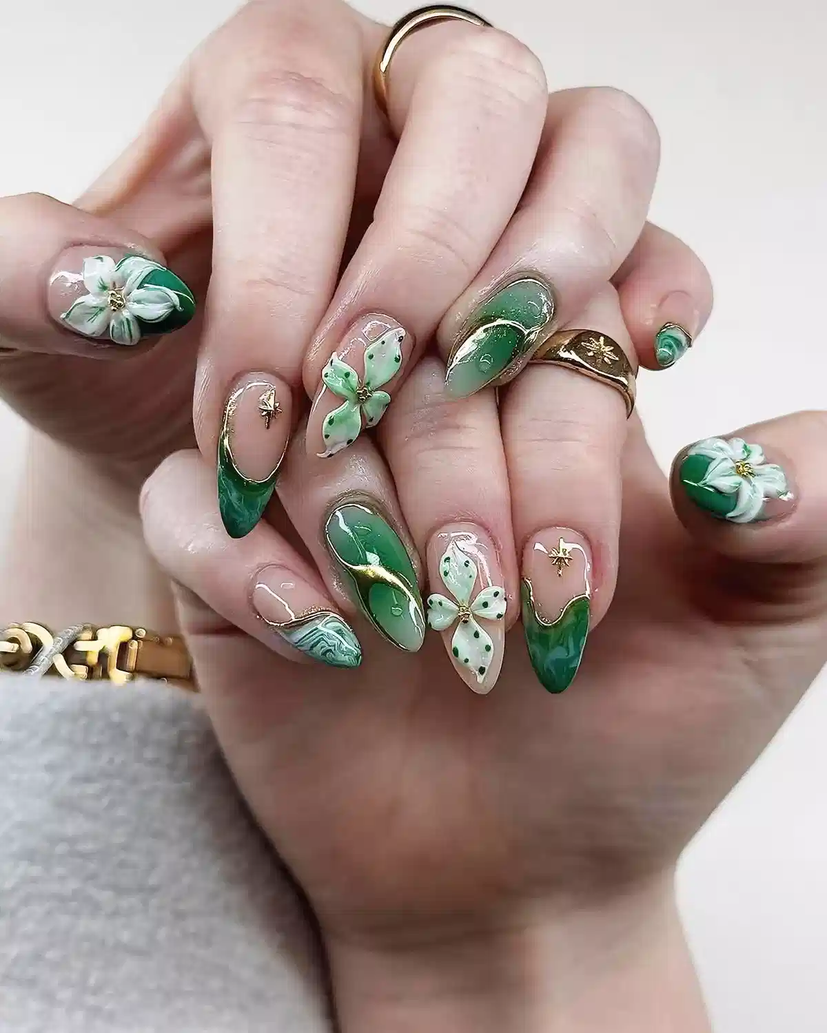 3D White Flowers with Green Swirls and Gold Accents
