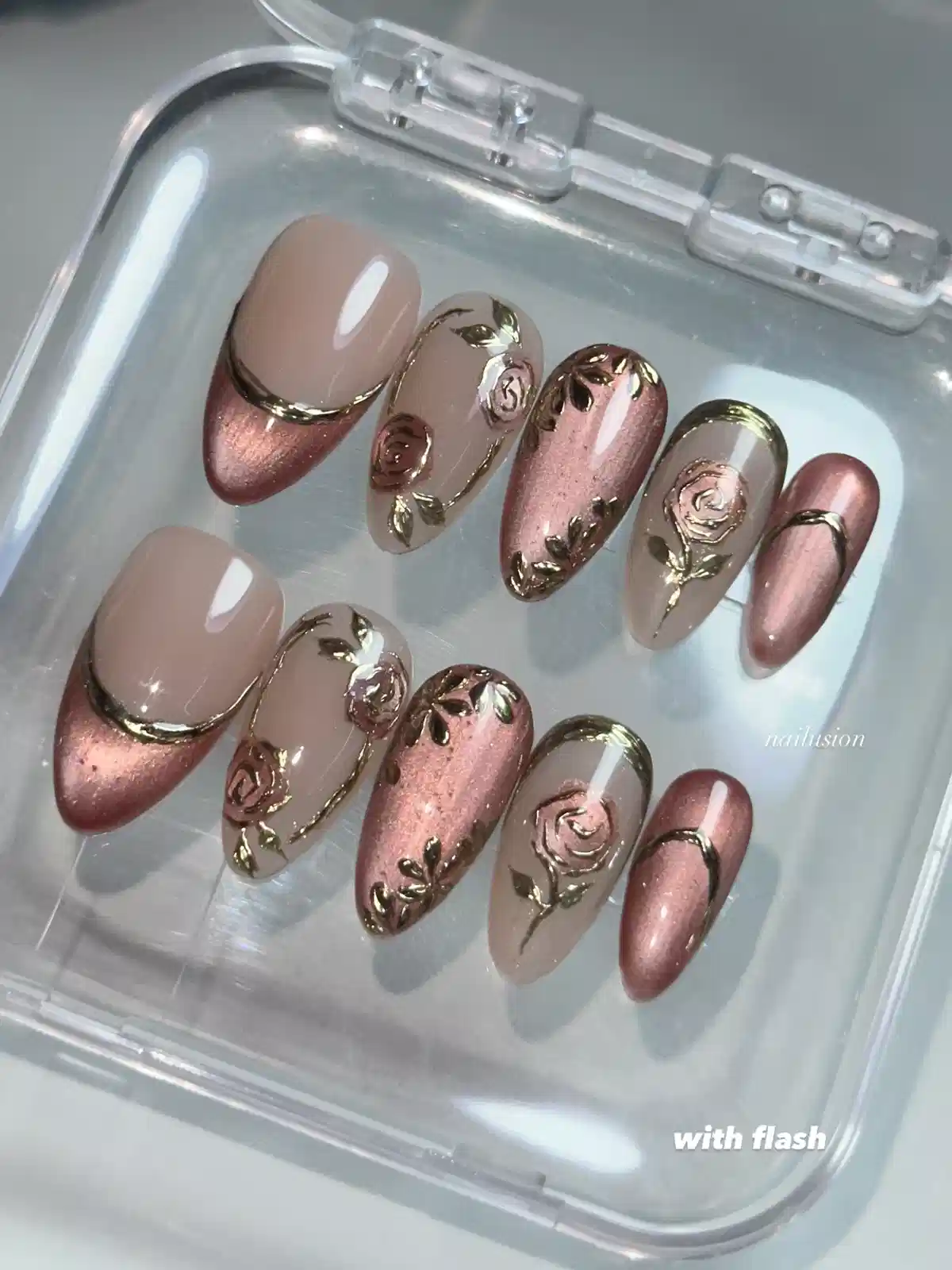 Metallic Rose Set Shown in Case with “With Flash” Text Overlay