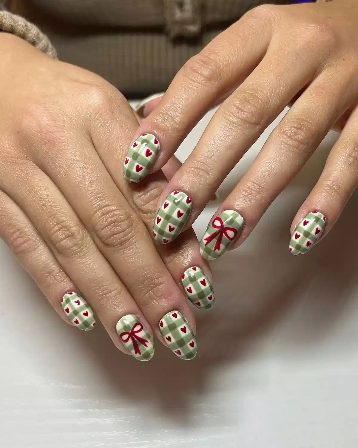 Green check pattern with red hearts and bow accents