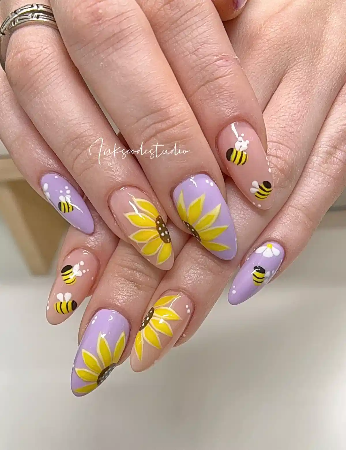 Lavender-and-nude set with yellow flowers and bee illustrations